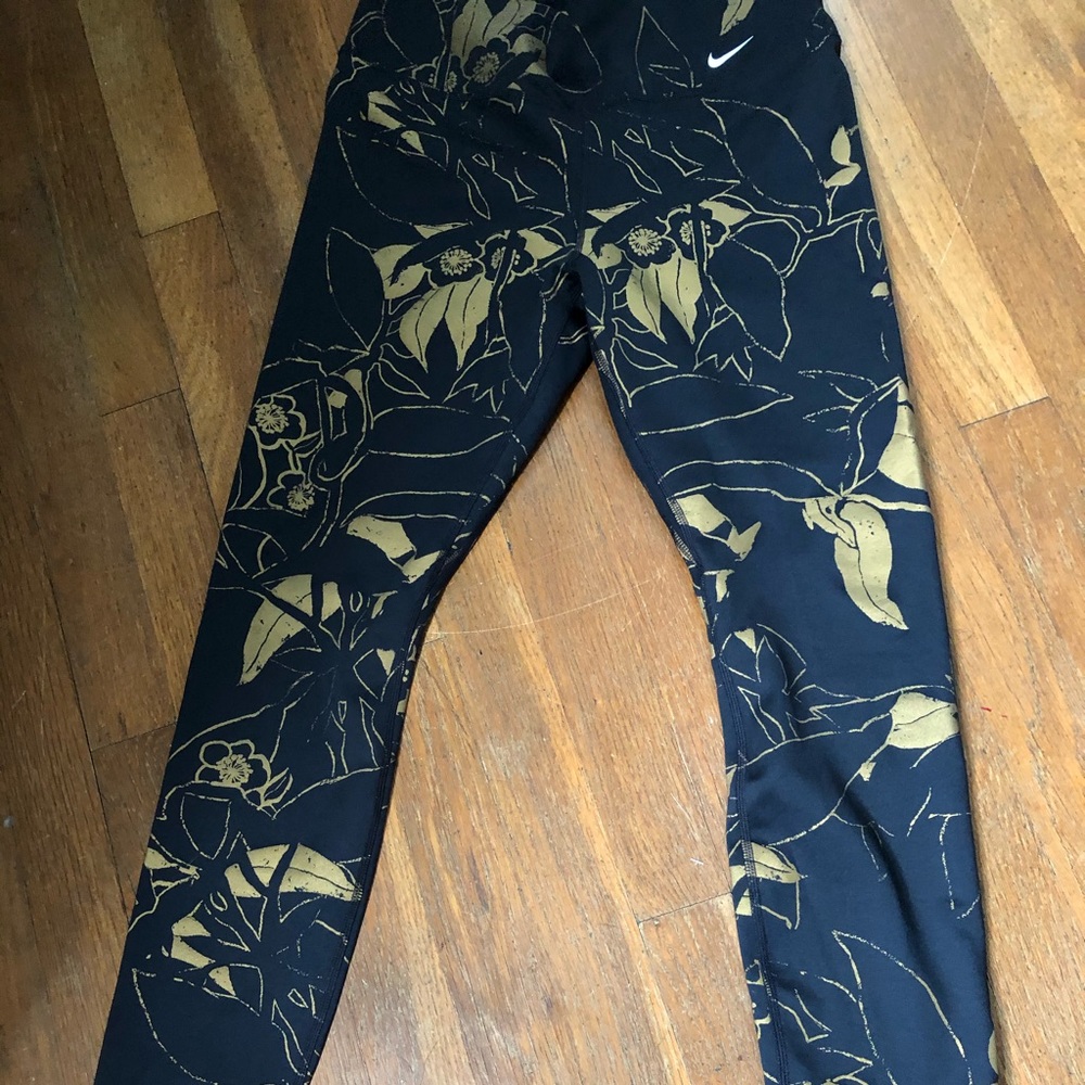 Nike dri-fit high waisted leggings